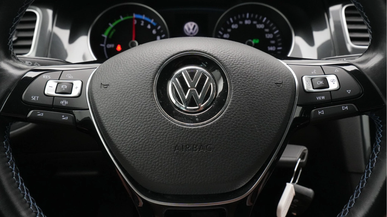 Volkswagen e-Golf 136pk