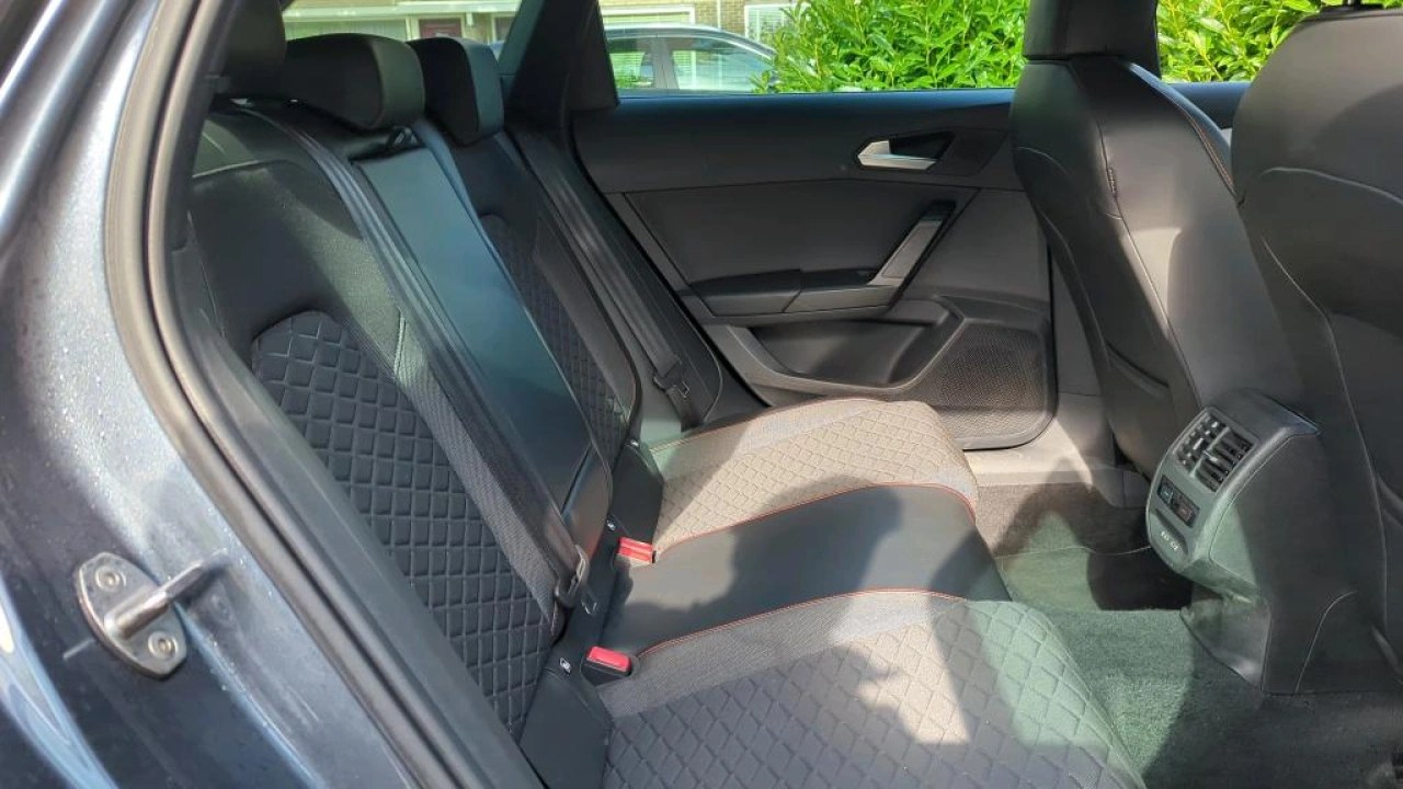 SEAT Leon Sportstourer 1.5 TSI 150pk FR Launch Edition