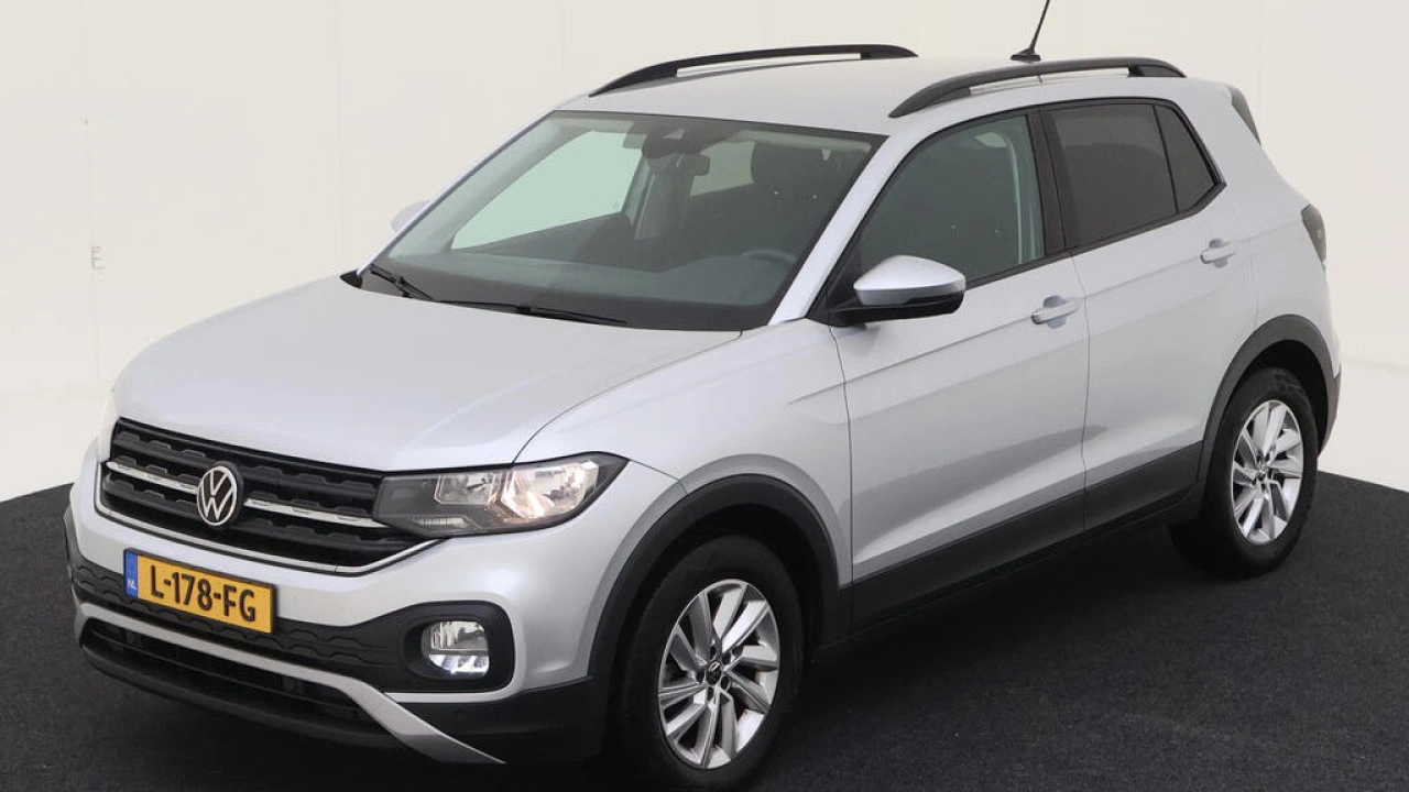 Volkswagen T-Cross 1.0 TSI Life | Navigatie | Trekhaak |