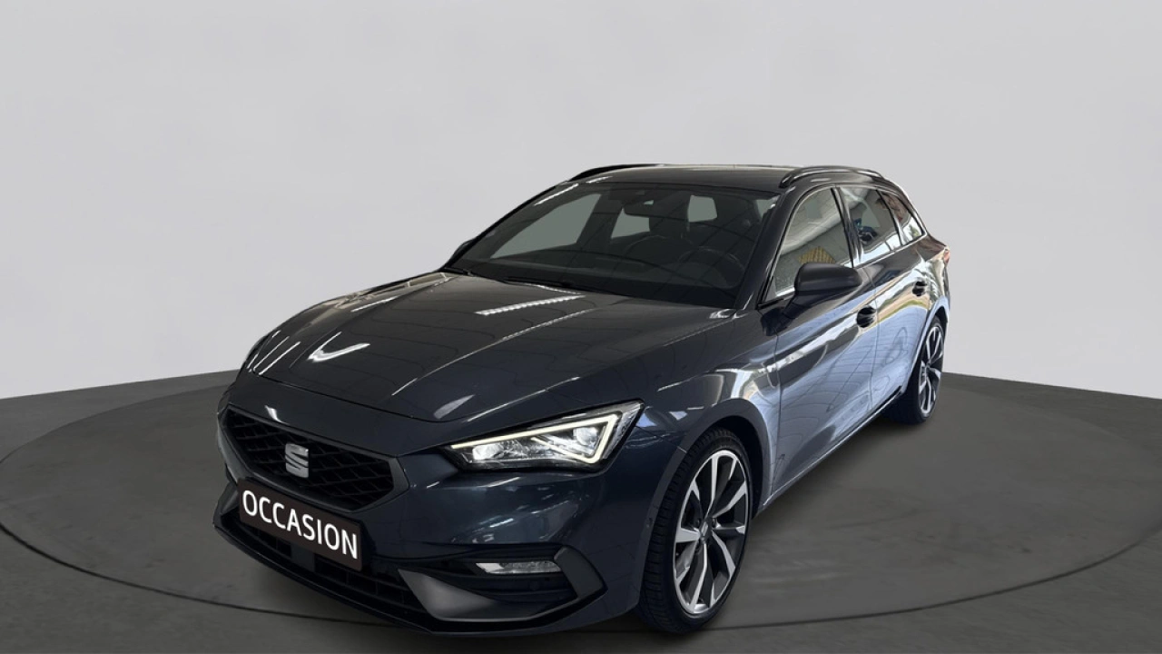 SEAT Leon Sportstourer 1.5 eTSI FR Launch Edition