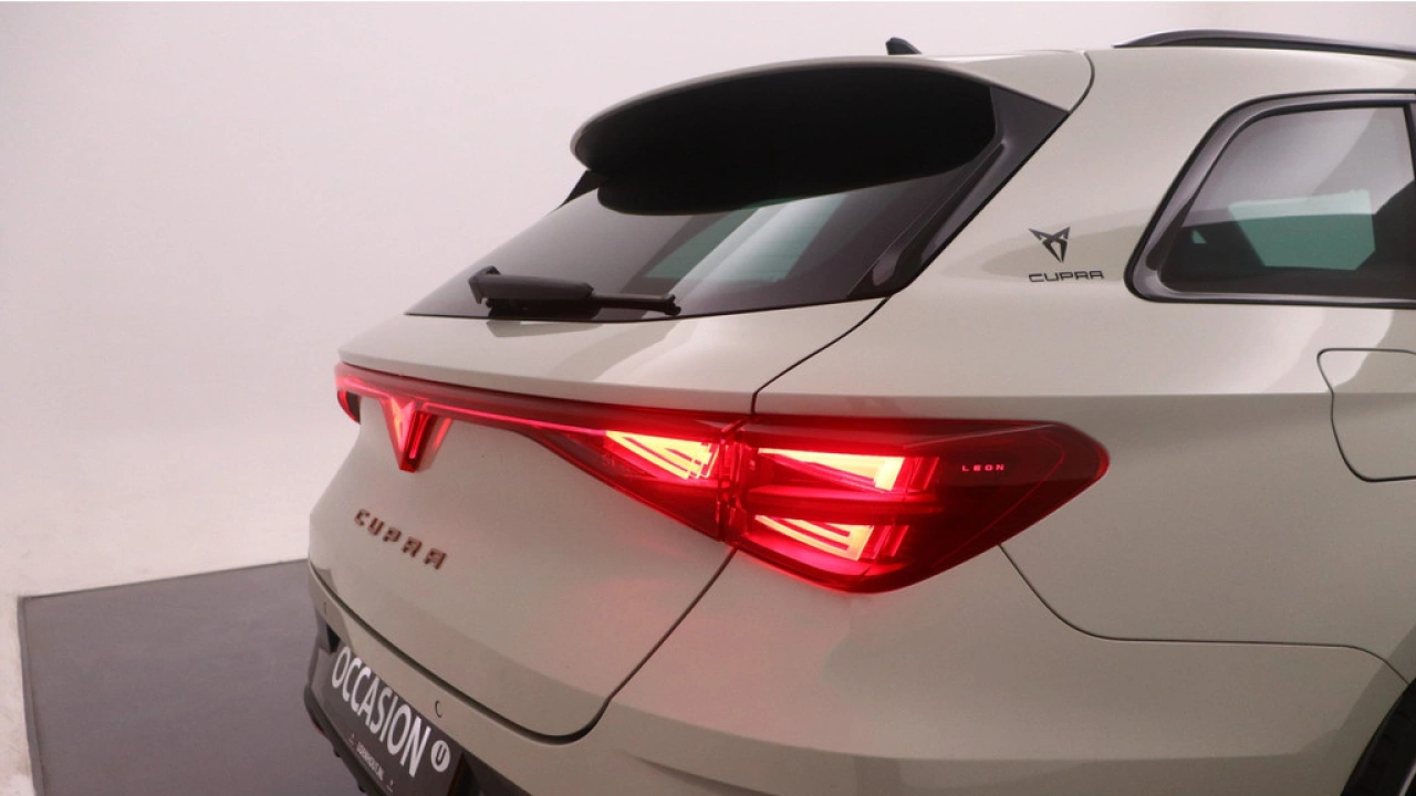 CUPRA Leon Sportstourer 1.5 TSI e-Hybrid Business
