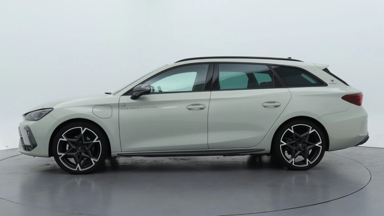CUPRA Leon Sportstourer 1.5 TSI e-Hybrid Business