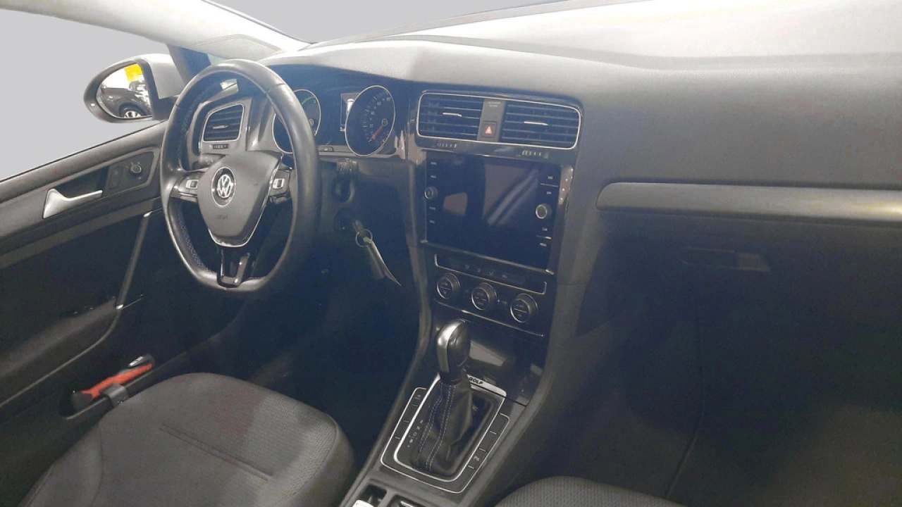 Volkswagen e-Golf E-DITION
