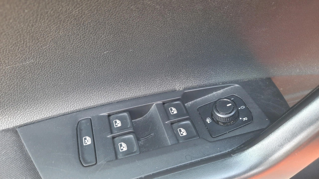 Volkswagen Polo 1.0 TSI Comfortline | Navi | Parkeersen. | Privacy Glass | afn trekhaak |