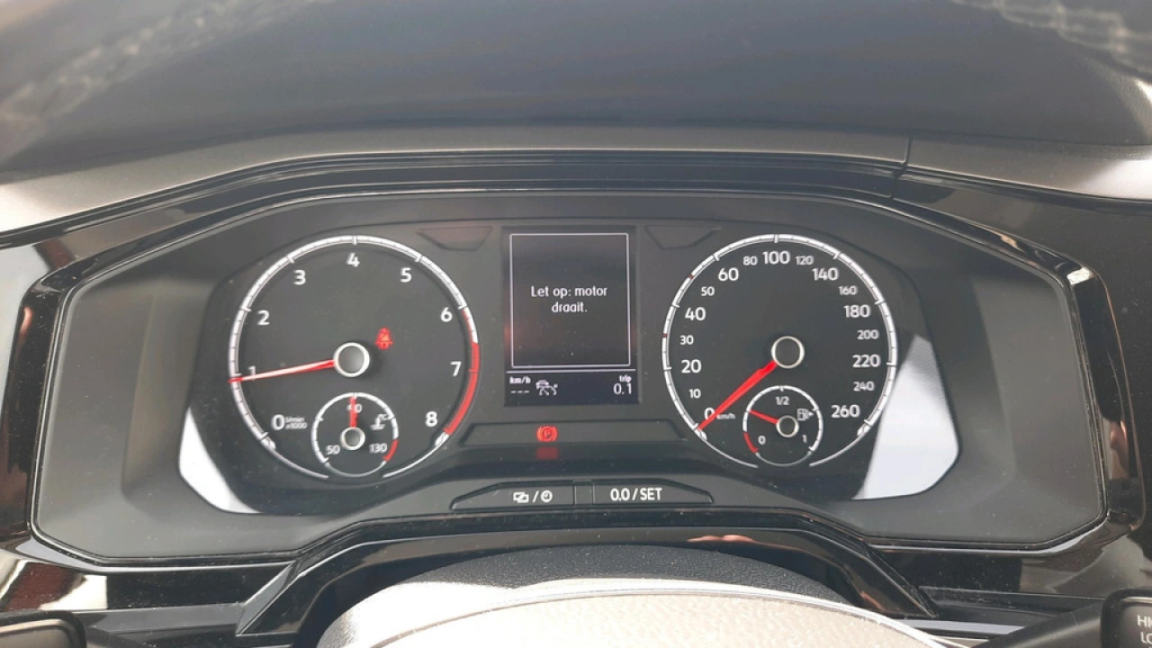 Volkswagen Polo 1.0 TSI Comfortline | Navi | Parkeersen. | Privacy Glass | afn trekhaak |
