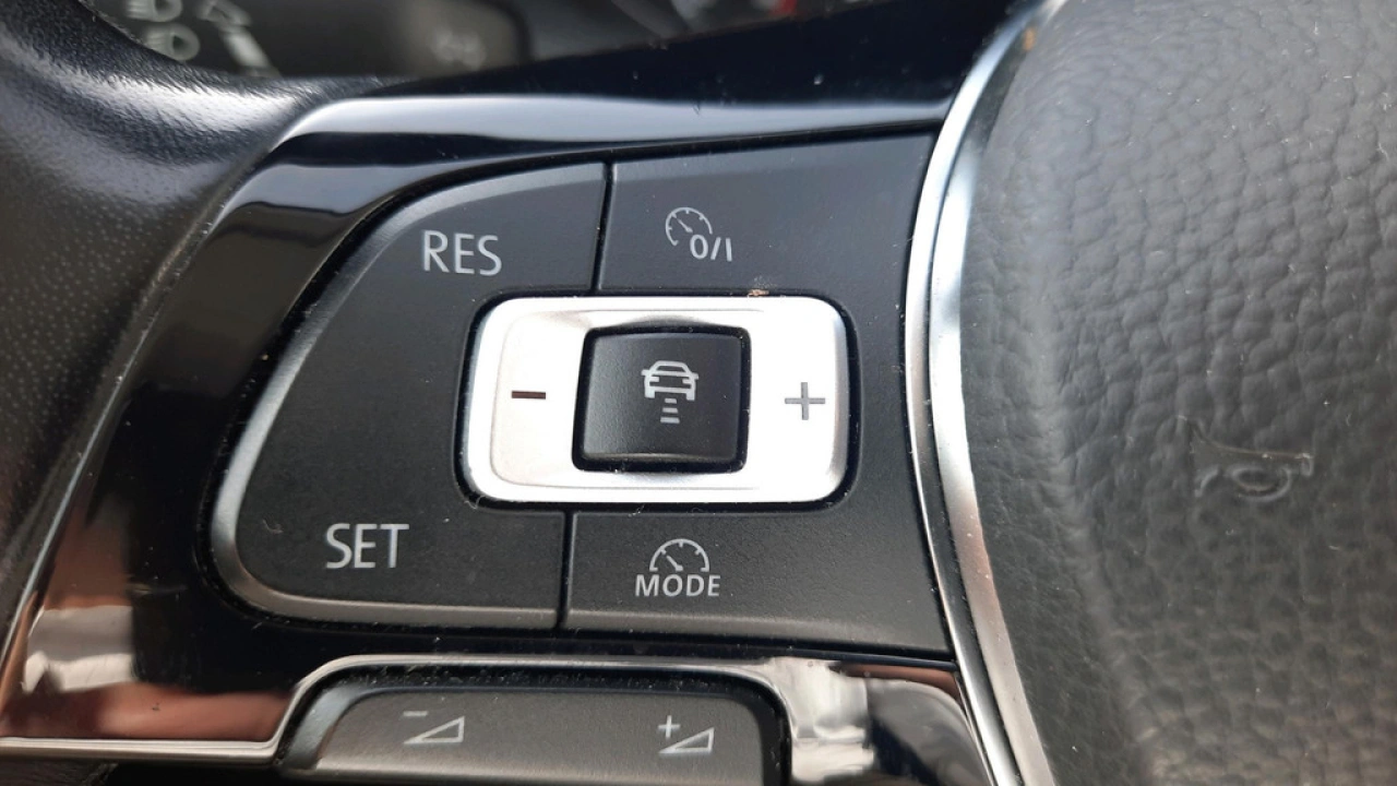 Volkswagen Polo 1.0 TSI Comfortline | Navi | Parkeersen. | Privacy Glass | afn trekhaak |