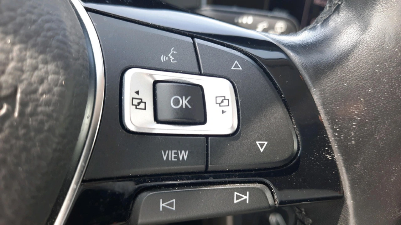 Volkswagen Polo 1.0 TSI Comfortline | Navi | Parkeersen. | Privacy Glass | afn trekhaak |