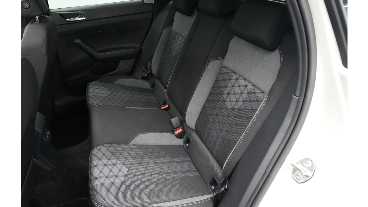 Volkswagen Polo 1.0 TSI 95 5MT R-Line Edition