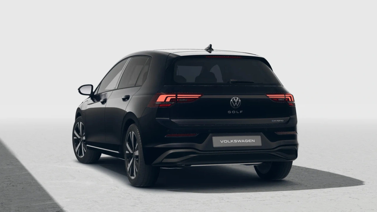 Volkswagen Golf 1.5 eHybrid 204 6DSG eHybrid Life Edition