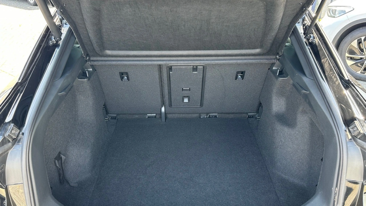Volkswagen ID.5 Pro Advantage 77 kWh 204pk Panoramadak Top Sport interieur