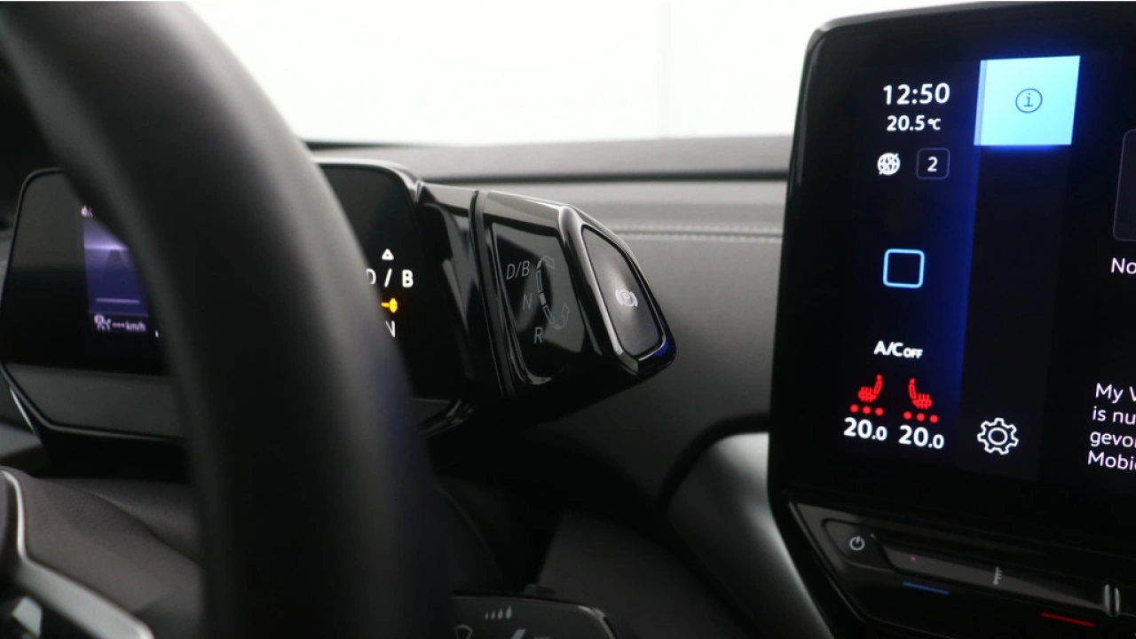 Volkswagen ID.5 Pro Advantage 77 kWh 204pk Panoramadak Top Sport interieur