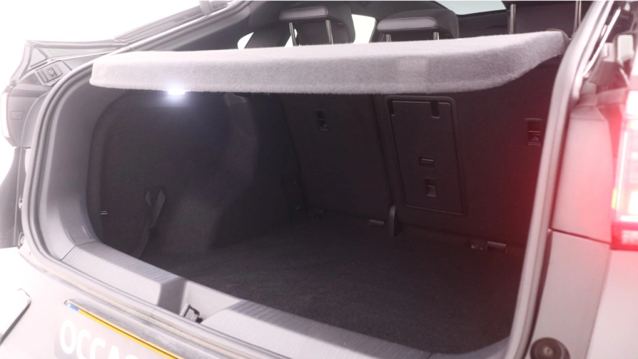 Volkswagen ID.5 Pro Advantage 77 kWh 204pk Panoramadak Top Sport interieur