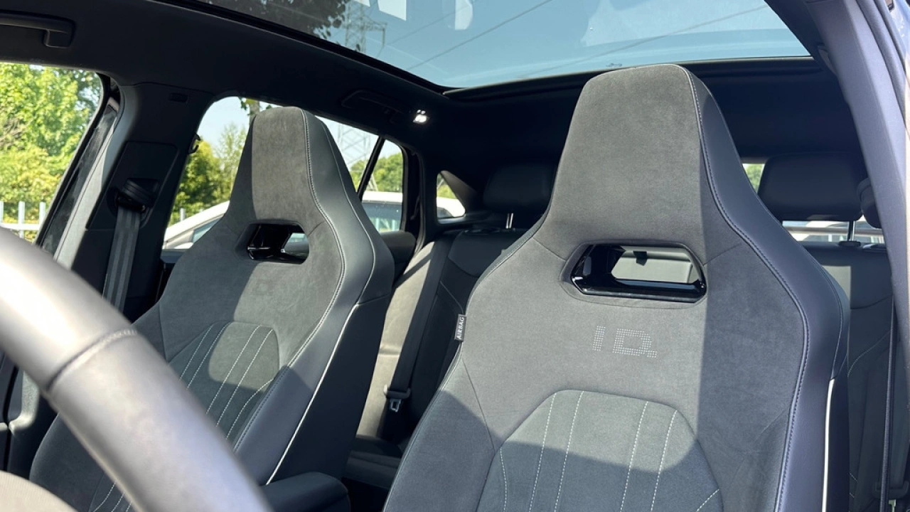 Volkswagen ID.5 Pro Advantage 77 kWh 204pk Panoramadak Top Sport interieur