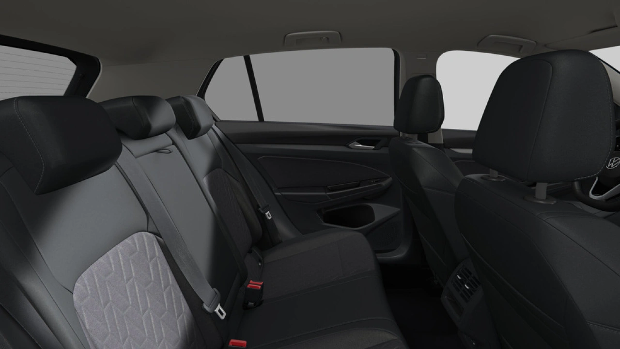Volkswagen Golf 1.5 eTSI 150 7DSG Life Edition
