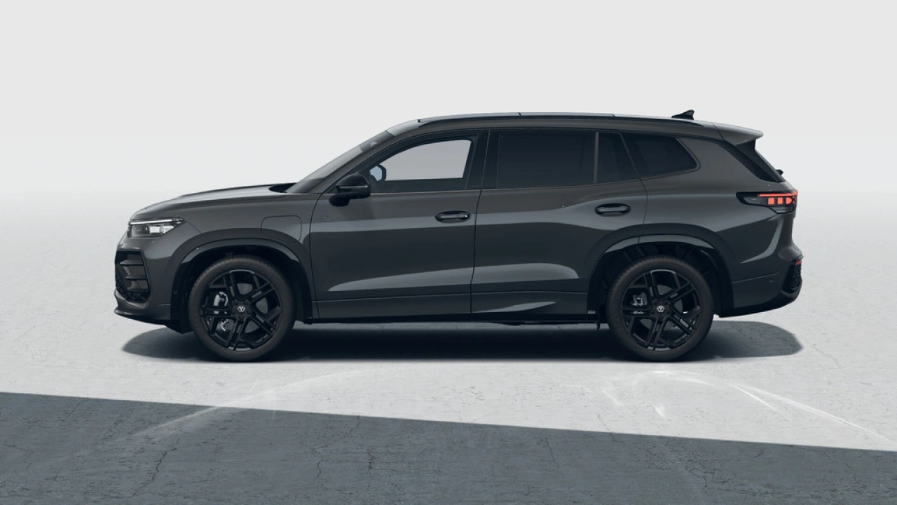 Volkswagen Tayron 1.5 eHybrid 272 6DSG R-Line Edition