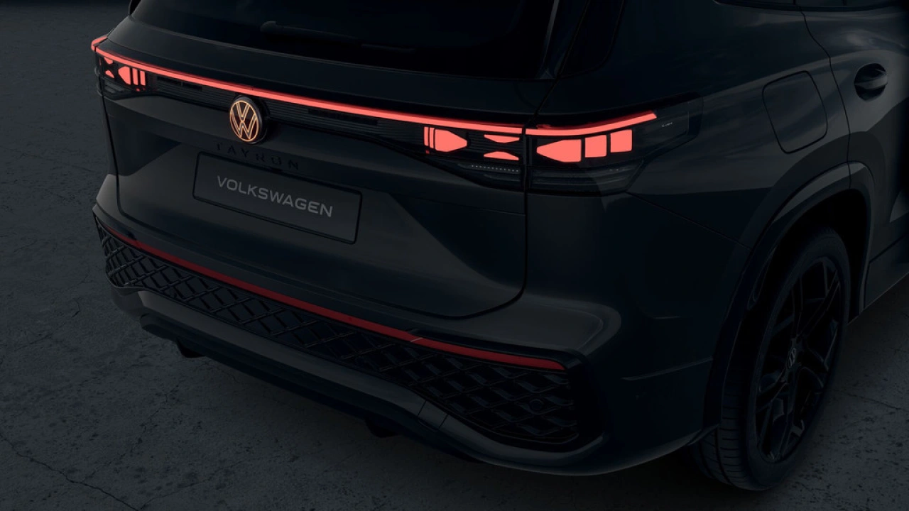 Volkswagen Tayron 1.5 eHybrid 272 6DSG R-Line Edition