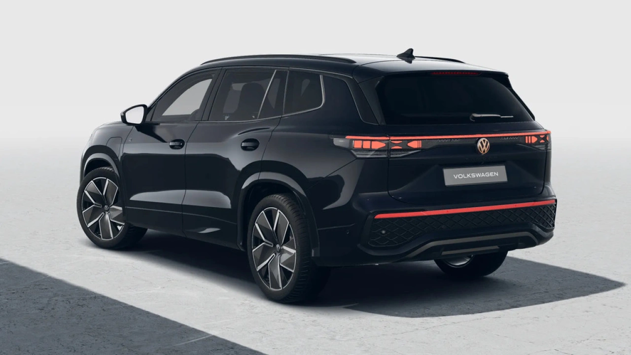 Volkswagen Tayron 1.5 eHybrid 272 6DSG R-Line Edition
