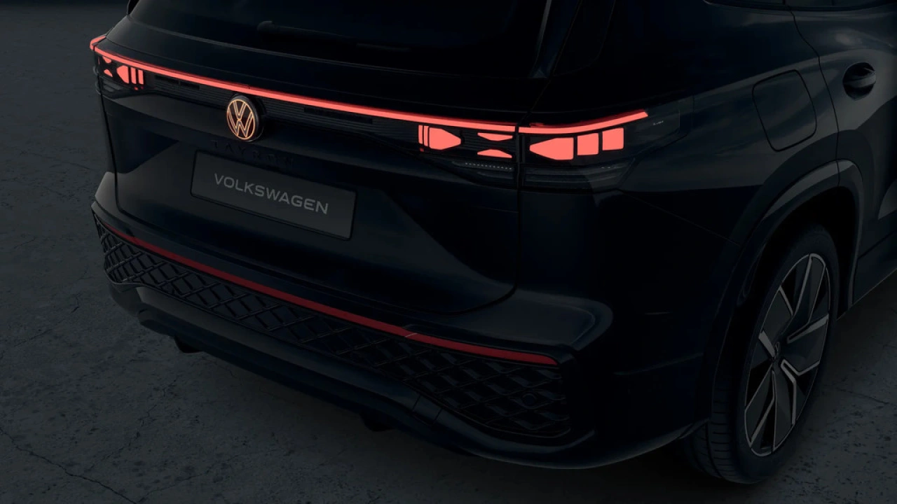 Volkswagen Tayron 1.5 eHybrid 272 6DSG R-Line Edition