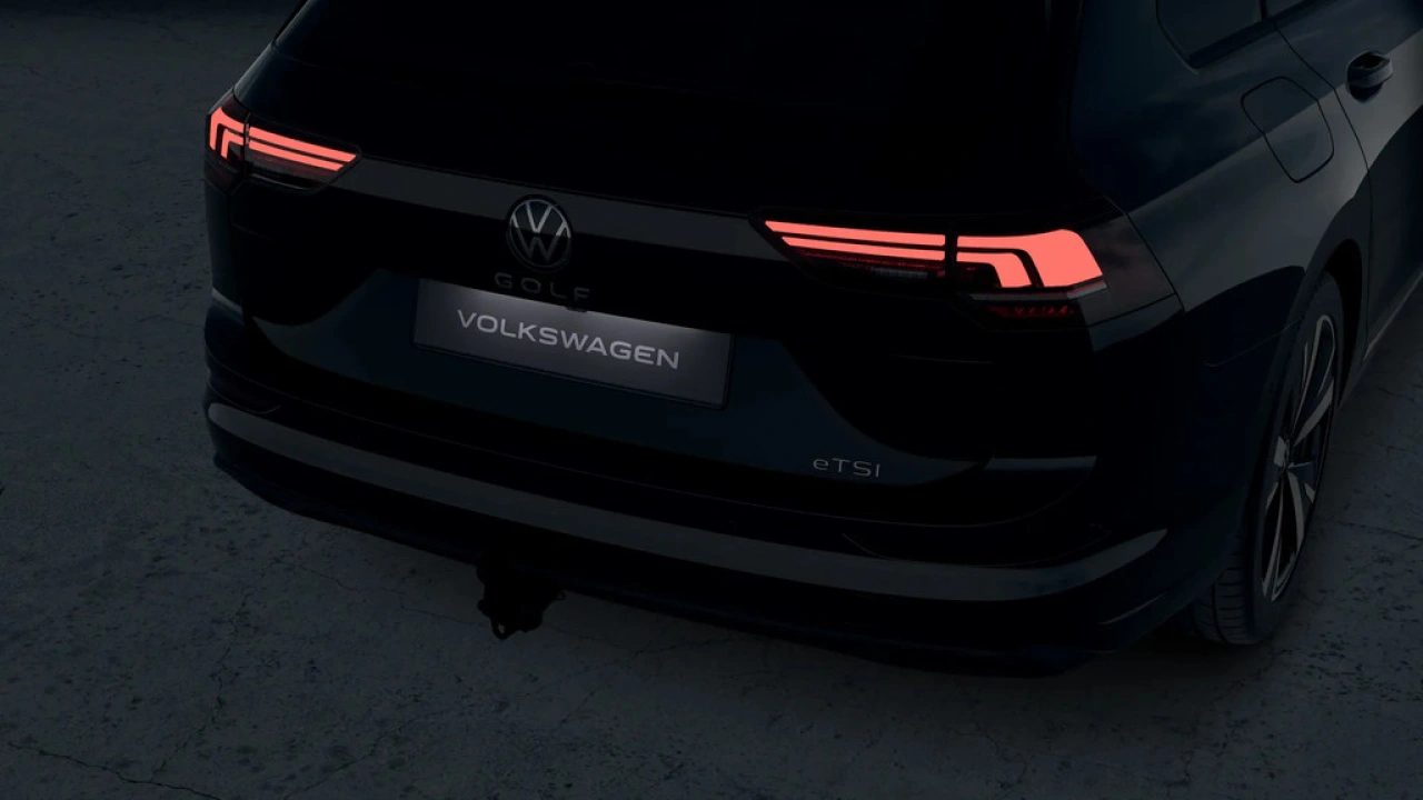 Volkswagen GOLF Variant 1.5 eTSI 150 7DSG Life Edition