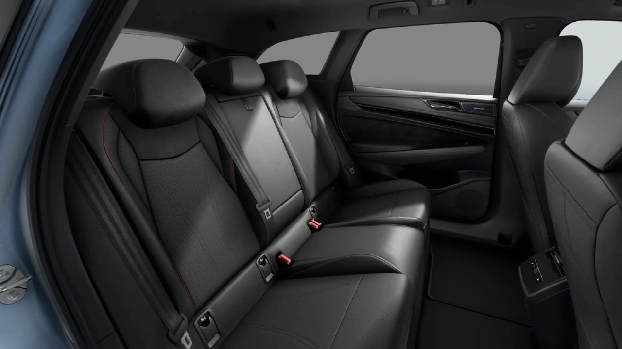 Volkswagen ID.7 Tourer 86 kWh Elektromotor 340 1AT GTX Business