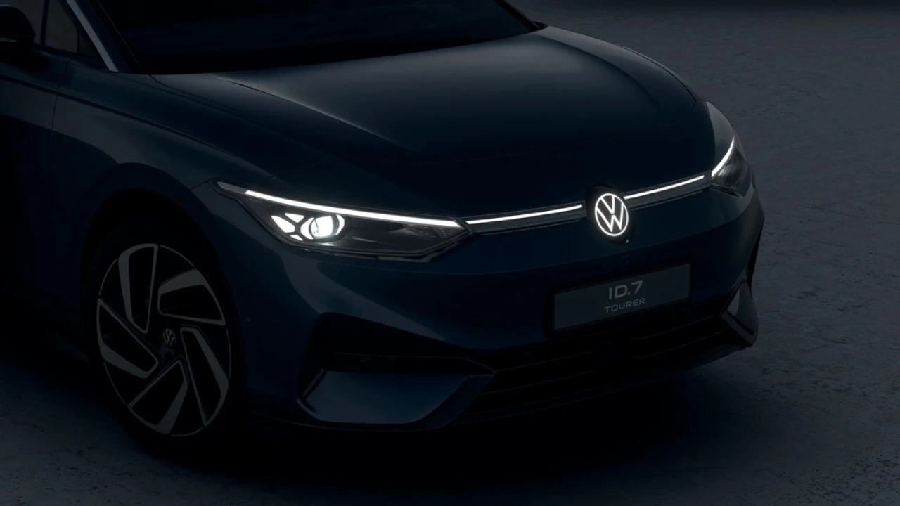 Volkswagen ID.7 Tourer 77 kWh Elektromotor 286 1AT Pro Business