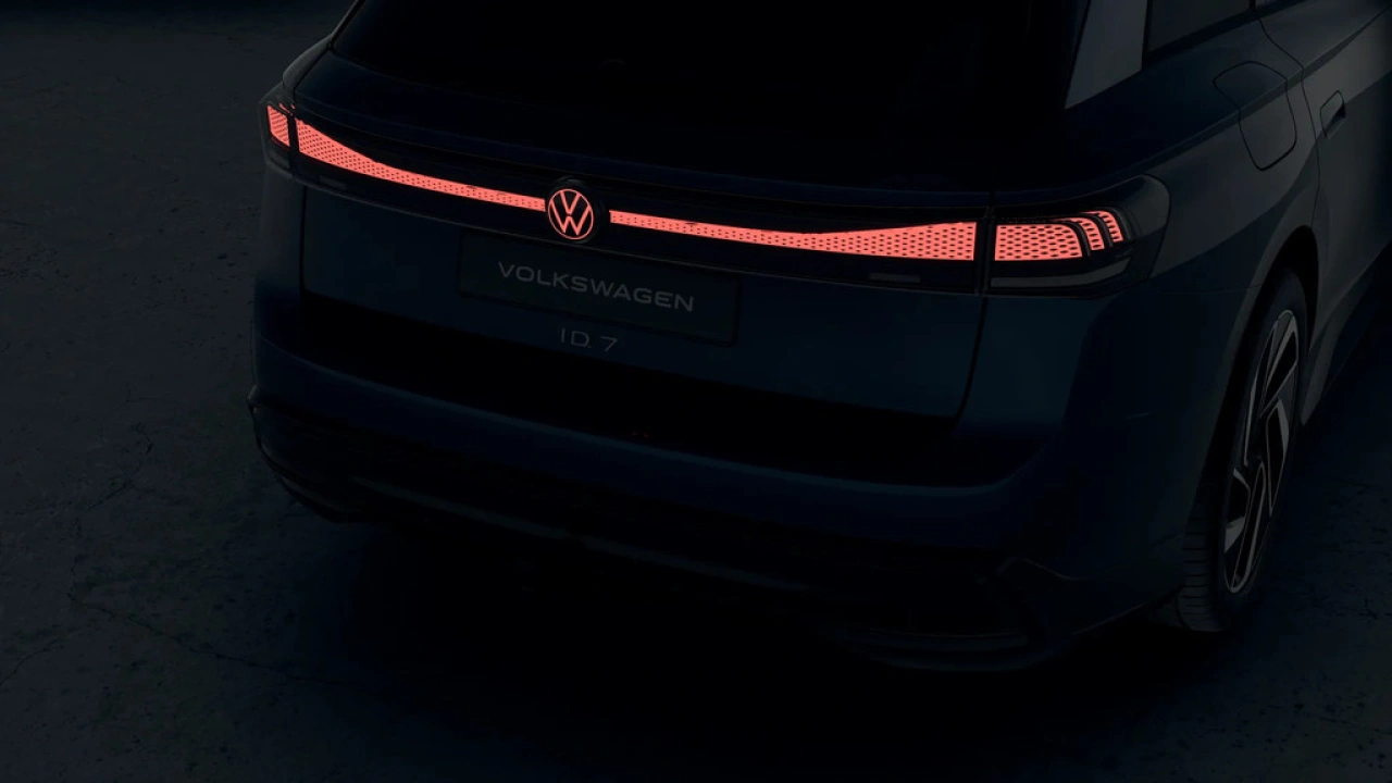 Volkswagen ID.7 Tourer 77 kWh Elektromotor 286 1AT Pro Business