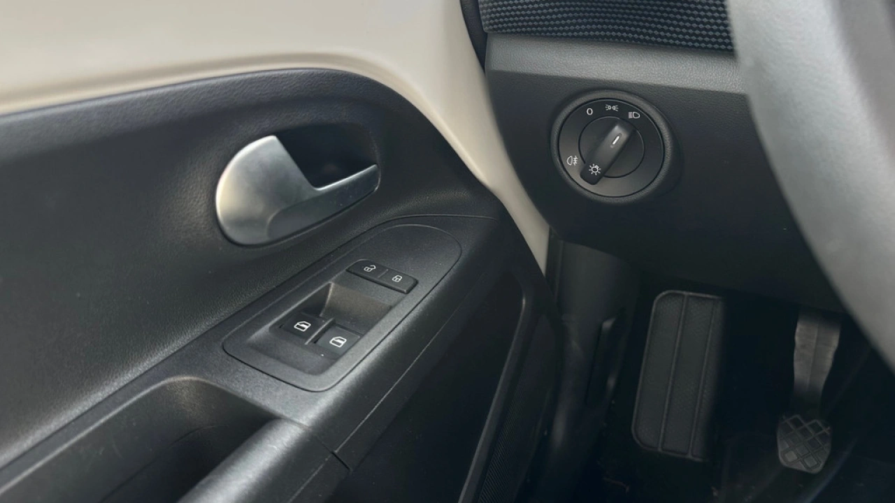 Volkswagen up! 1.0 65pk Airco Bluetooth Lane Assist