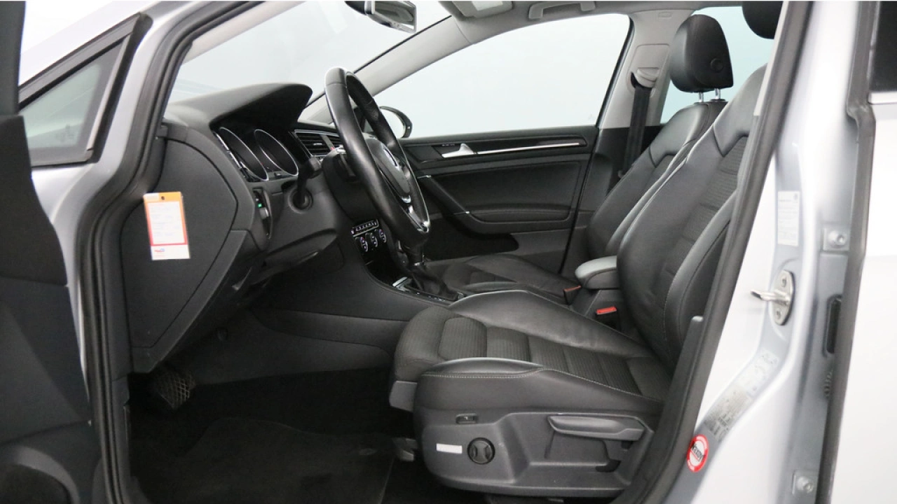 Volkswagen GOLF Variant 1.4 TSI 140pk Highline DSG