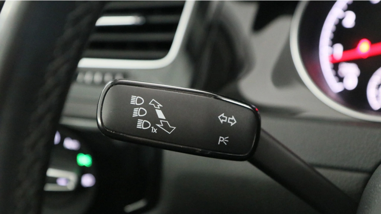 Volkswagen GOLF Variant 1.4 TSI 140pk Highline DSG