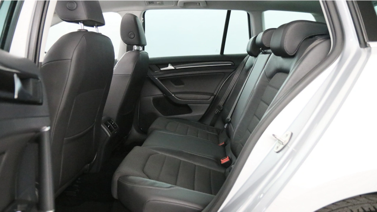Volkswagen GOLF Variant 1.4 TSI 140pk Highline DSG