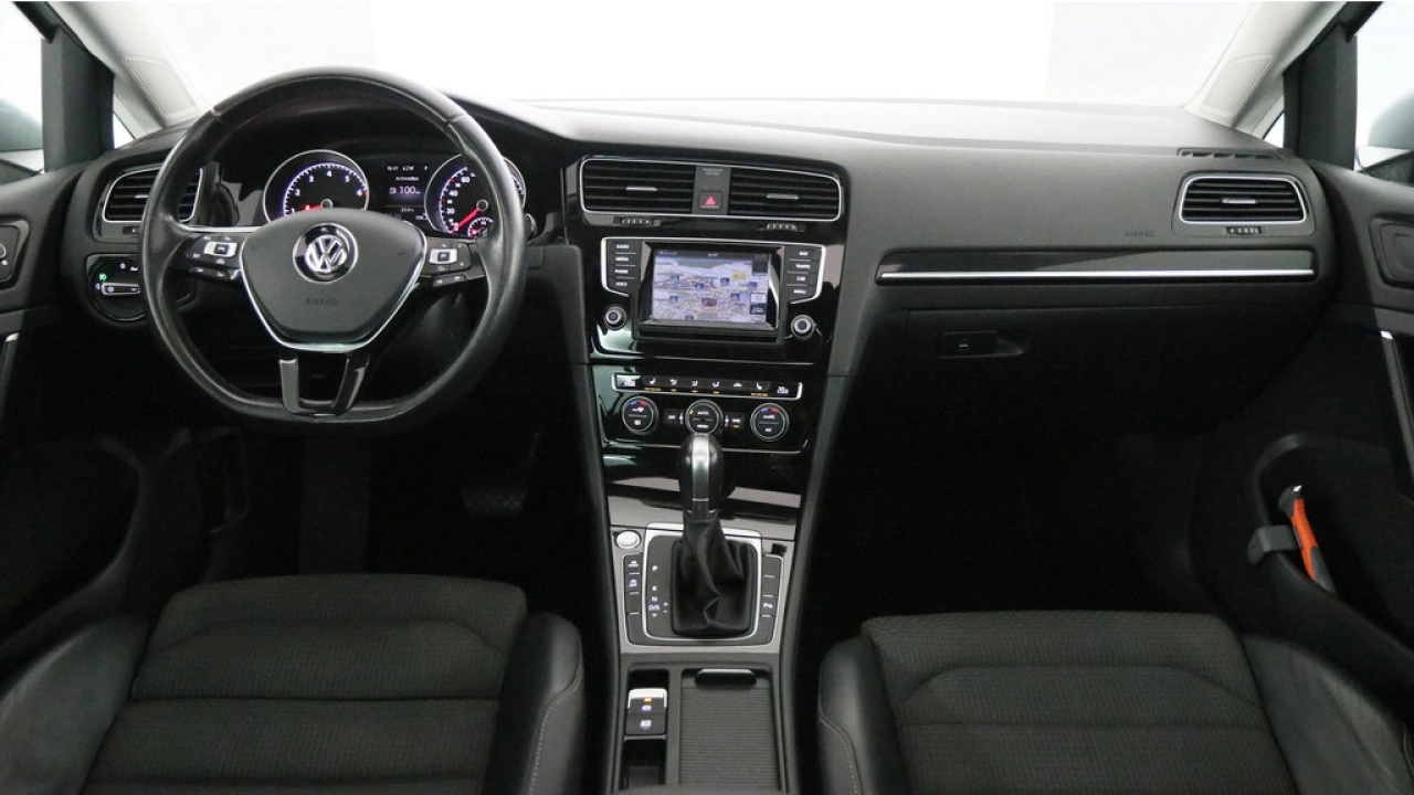 Volkswagen GOLF Variant 1.4 TSI 140pk Highline DSG