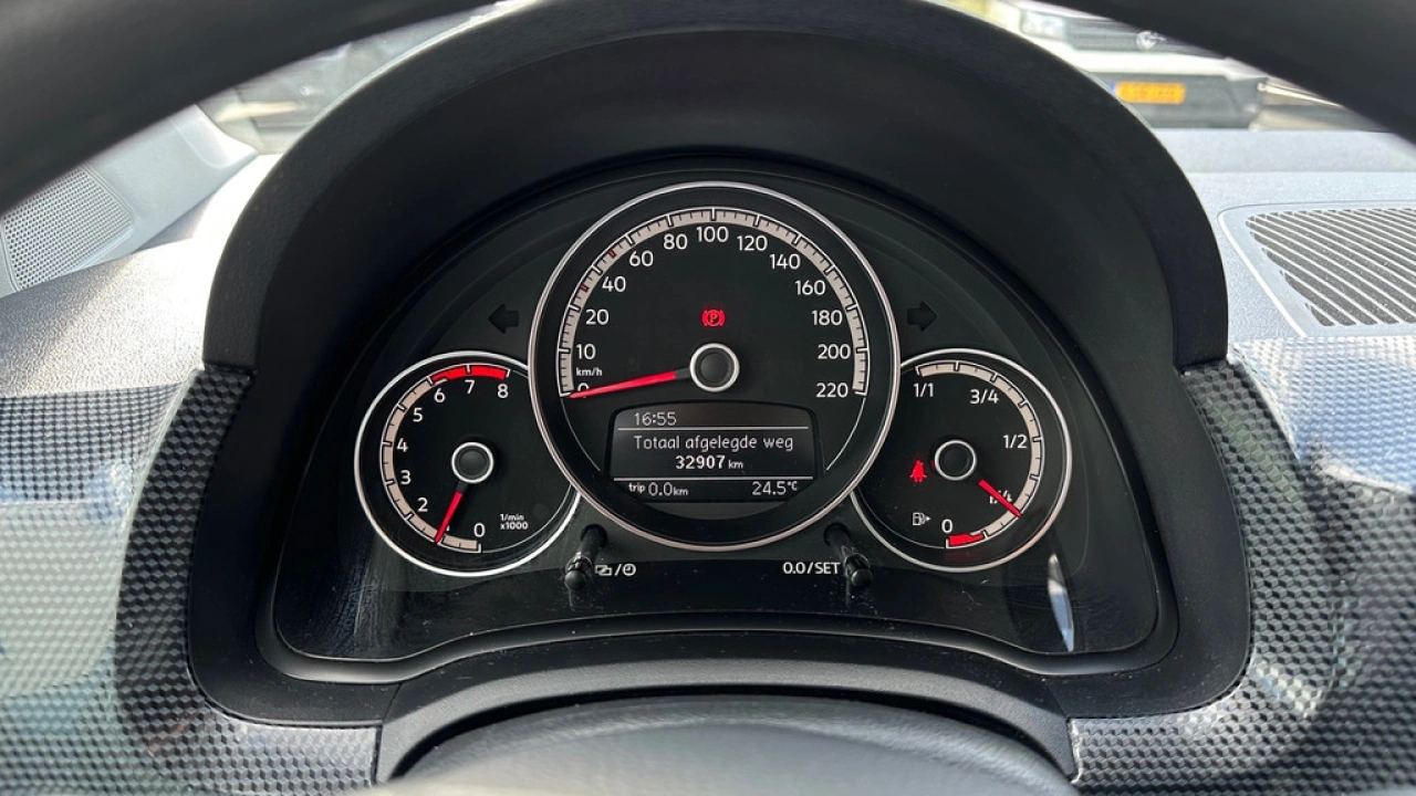 Volkswagen up! 1.0 65pk Airco Bluetooth Lane Assist