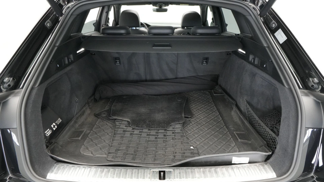 Audi e-tron e-tron 55 quattro 360pk advanced Pro Line S 95 kWh