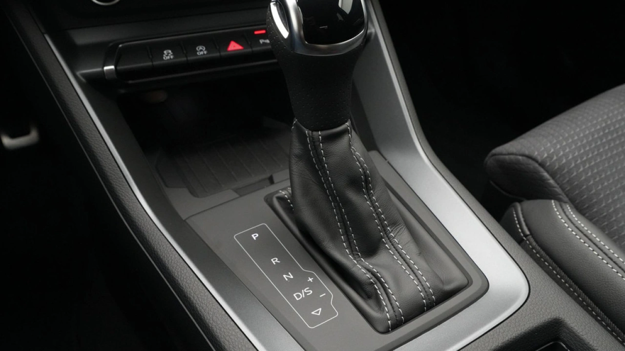 Audi Q3 35 TFSI 150 pk S-Tronic S line edition