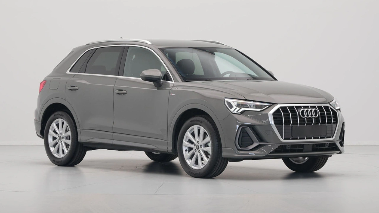 Audi Q3 35 TFSI 150 pk S-Tronic S line edition