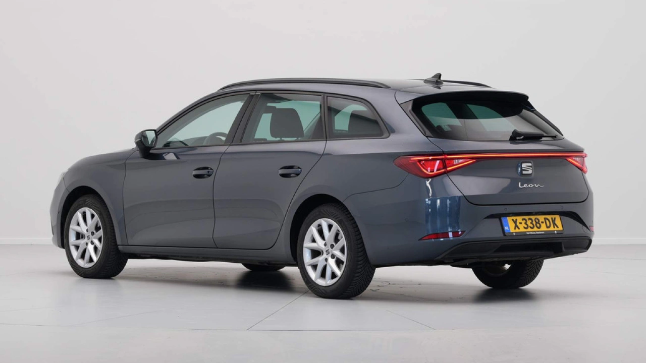 SEAT Leon Sportstourer 1.0 eTSI 110pk DSG Style Business Intense