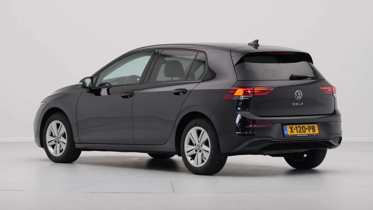 Volkswagen Golf 1.0 TSI Life Business