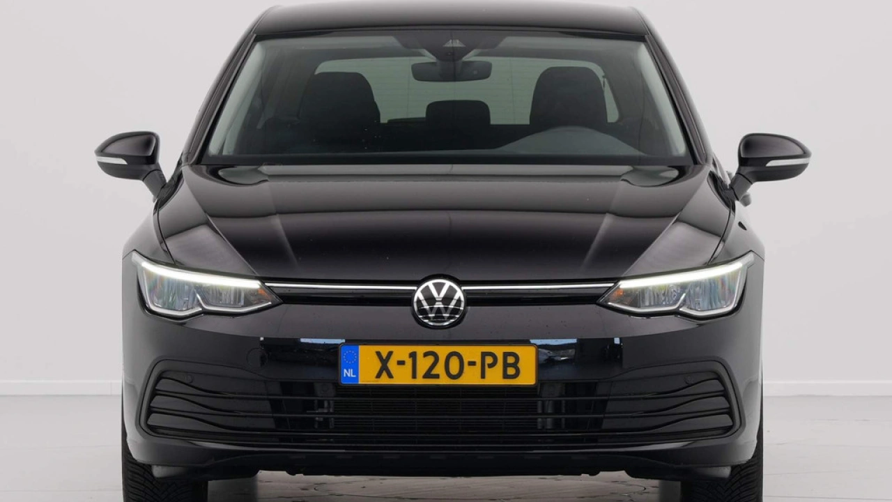 Volkswagen Golf 1.0 TSI Life Business