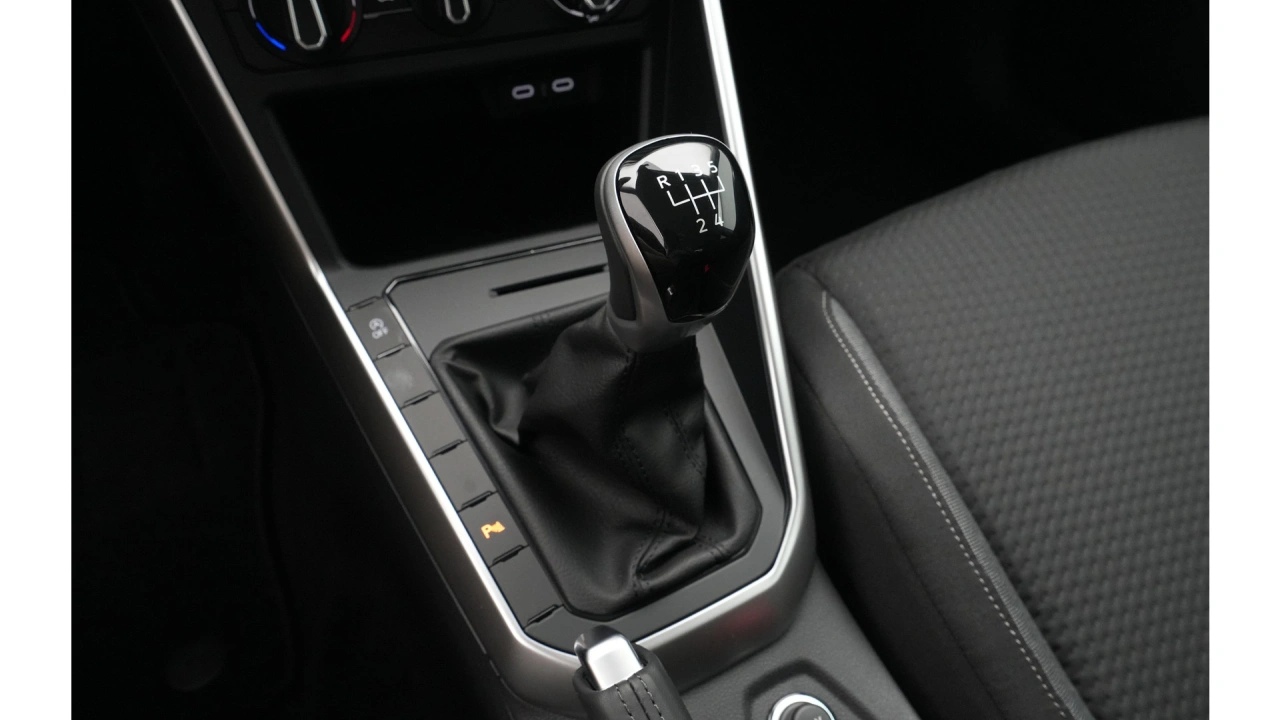 Volkswagen Polo 1.0 TSI 95 5MT Life Edition