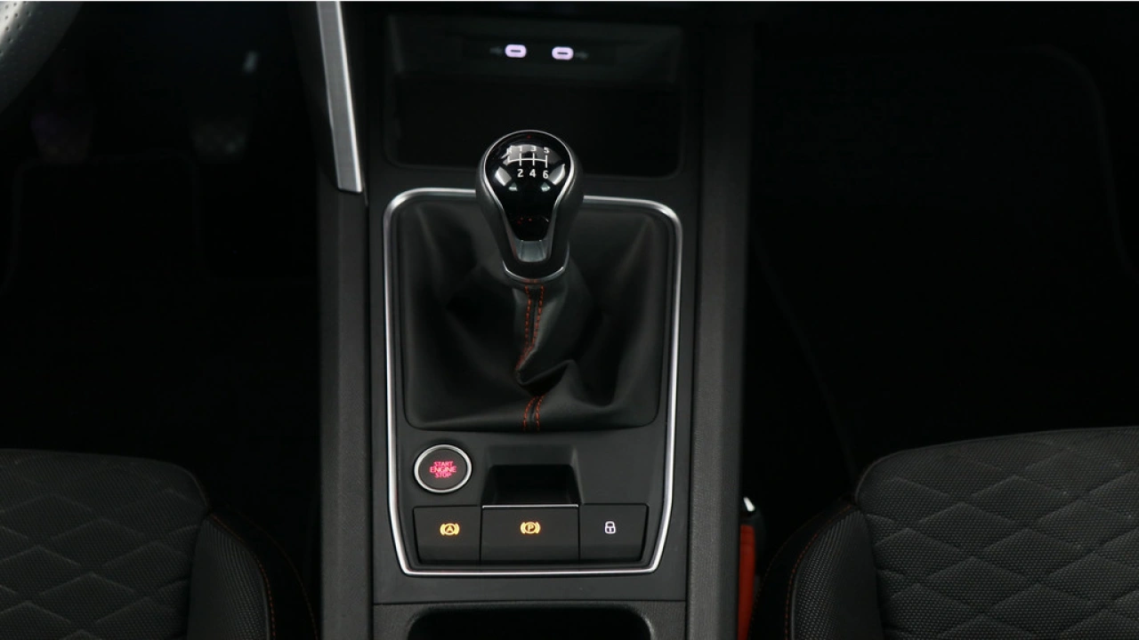 SEAT Leon Sportstourer 1.0 TSI 110pk FR Business