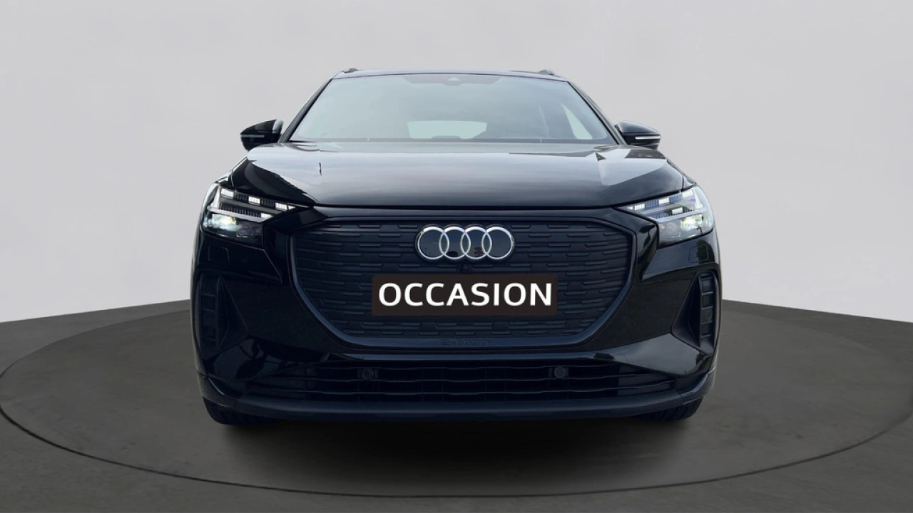 Audi Q4 e-tron 40 Advanced edition 204Pk / Parkeerhulp V+A / Sfeerverlichting