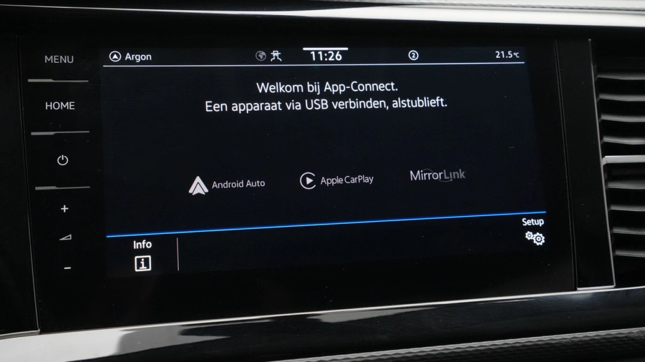 VW Bedrijfswagens Transporter 2.0 TDI 150pk DSG L1H1 28 Bulli