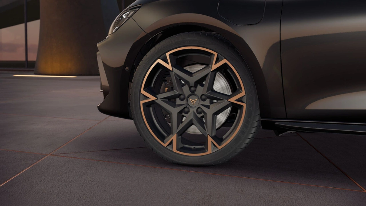 CUPRA Leon Sportstourer 1.5 TSI e-Hybrid 272 6DSG VZ Performance