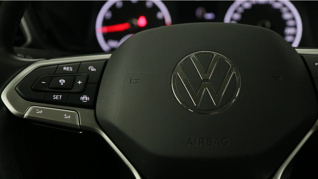 Volkswagen T-Cross 1.0 TSI 95pk Life Navigatie Camera Stoelverwarming