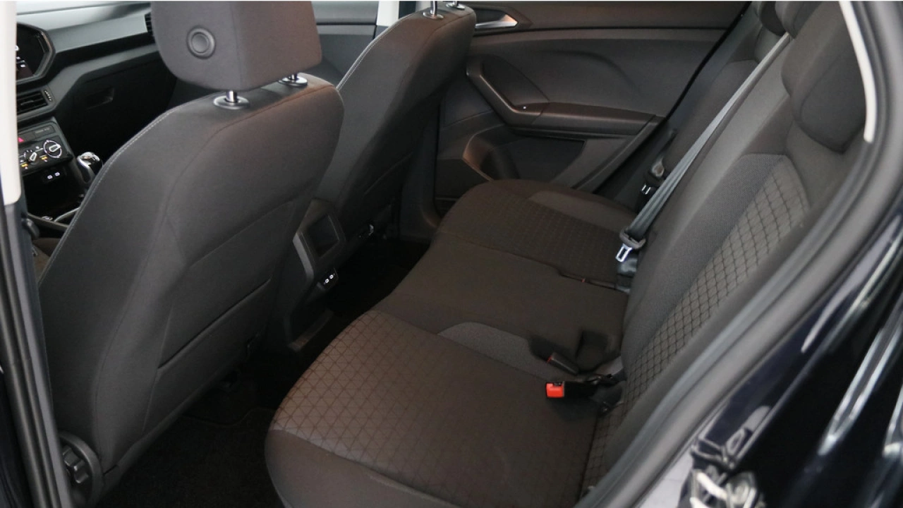 Volkswagen T-Cross 1.0 TSI 95pk Life Navigatie Camera Stoelverwarming