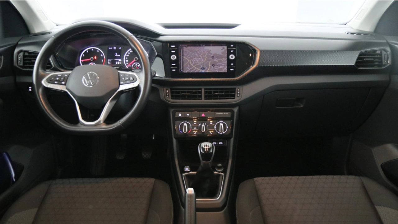 Volkswagen T-Cross 1.0 TSI 95pk Life Navigatie Camera Stoelverwarming