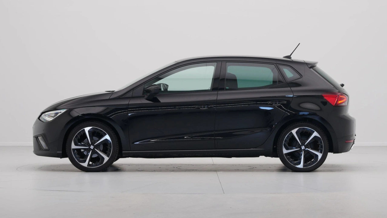 SEAT Ibiza 1.0 EcoTSI 95pk FR Business Connect