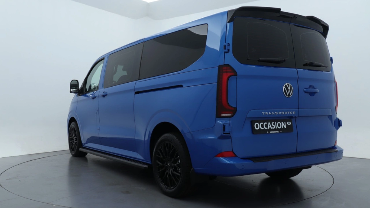 VW Bedrijfswagens Transporter Dubbel Cabine L2H1 2.0 TDI 170pk 2.8T Automaat Bulli
