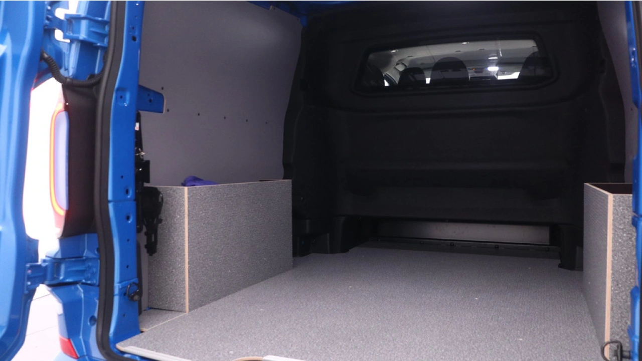 VW Bedrijfswagens Transporter Dubbel Cabine L2H1 2.0 TDI 170pk 2.8T Automaat Bulli
