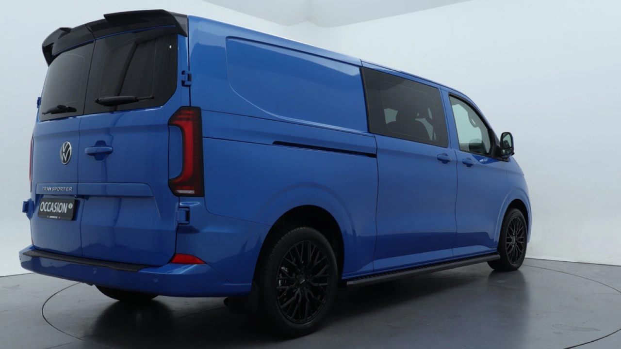 VW Bedrijfswagens Transporter Dubbel Cabine L2H1 2.0 TDI 170pk 2.8T Automaat Bulli